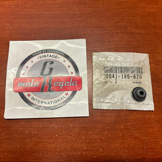NOS Honda CRF100F CRF80F XL100S XR100 XR80 MOUNTING RUBBER 90541-195-670 H162