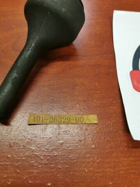 NOS Yamaha DT1C DT125 DT175 DT250 DT360 TY250 RUBBER CAP 401-26329-00-00 Y109