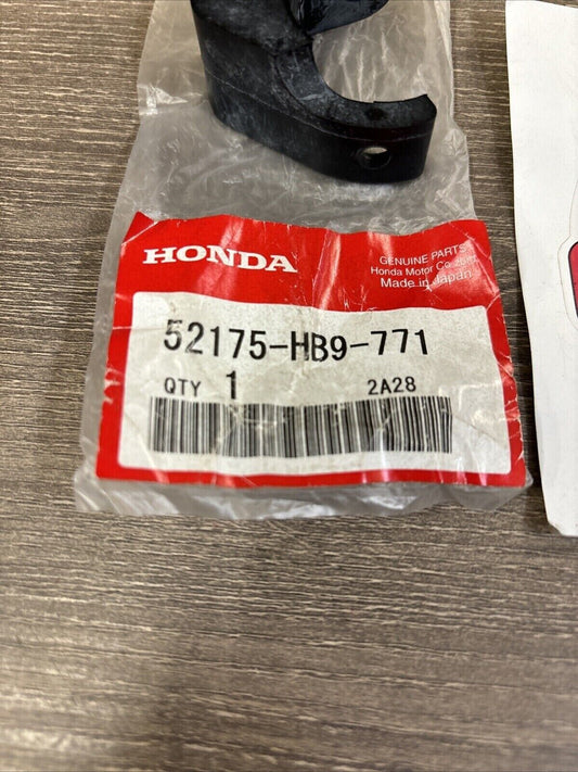 NOS Honda 1988 1989 TRX250R CHAIN LOWER SLIDER 52175-HB9-771 H126
