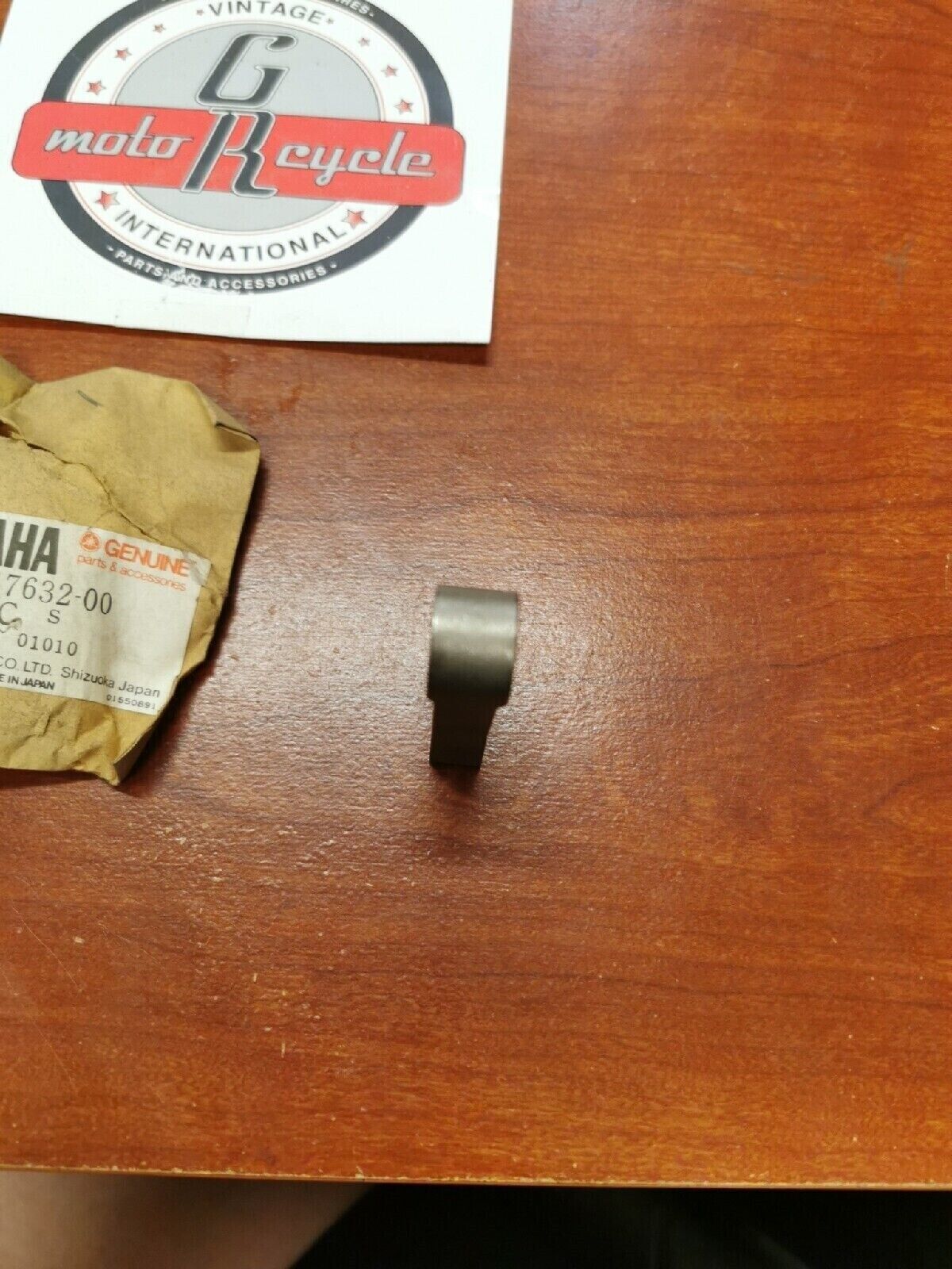 NOS Yamaha 1980 SR540D CLUTCH WEIGHT 8L9-17632-00-00 Y69
