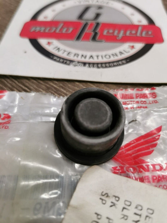 NOS HONDA  DIAPHRAGM 45520-GM9-711  H50