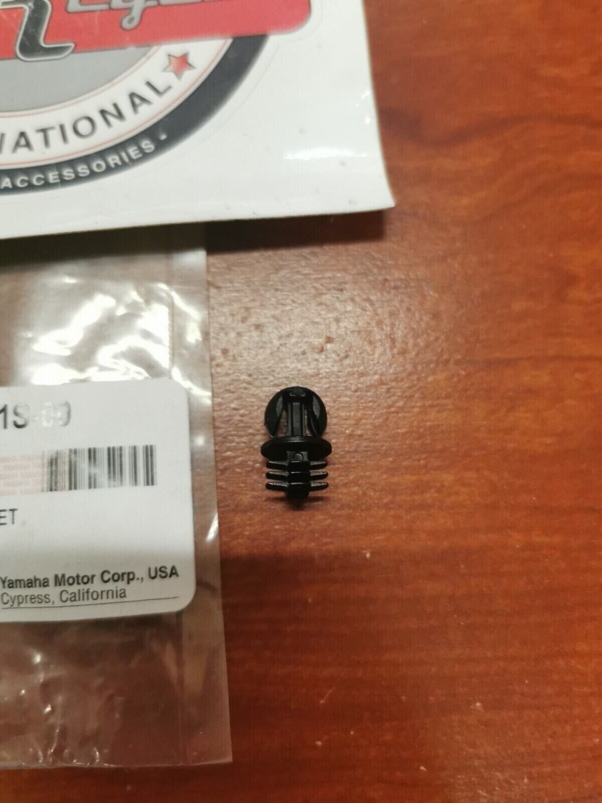 NOS Yamaha RHINO YXR 450 660 RIVET 5UG-F171S-00-00 Y81