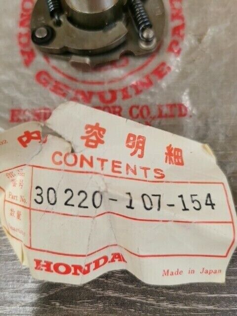 NOS HONDA CB125S CL100S CB100 SL100 ADVANCER ASSY SPARK 30220-107-154 H81