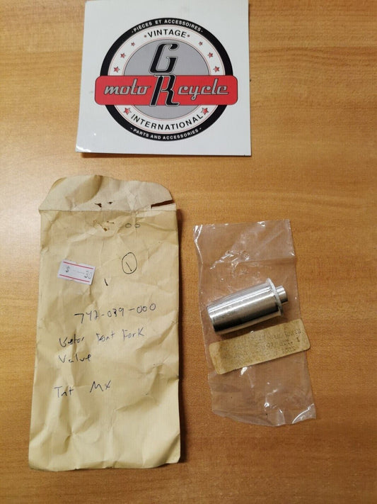 NOS CAN-AM TNT MX BETOR FRONT FORK VALVE 742-039-000 CA4