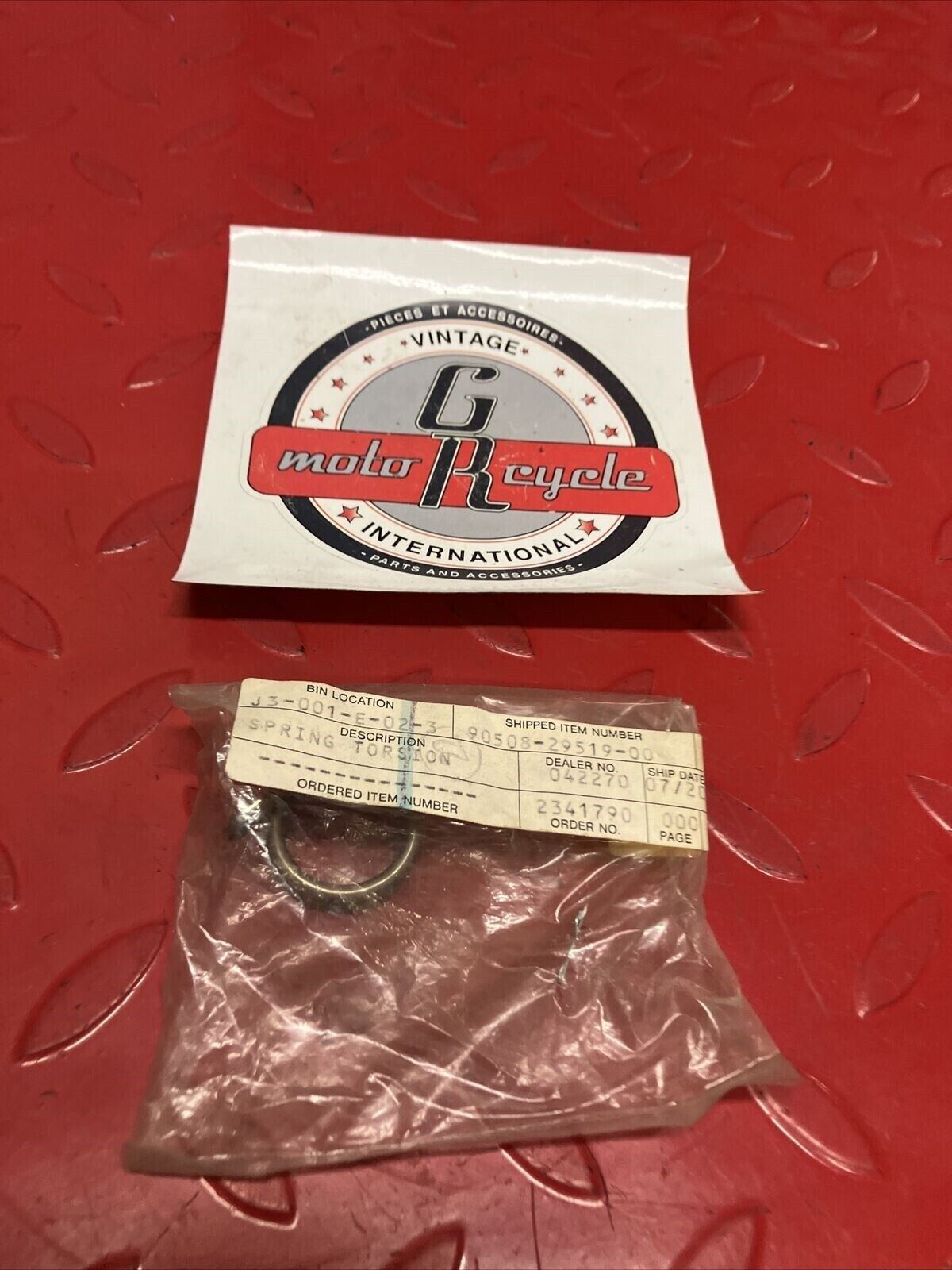 NOS YAMAHA SPRING TORSION 90508-29519-00 Y66