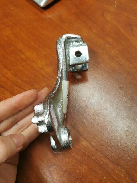 NOS Honda CX500C GL400C GL500C LEFT STEP ARM 50625-449-000 H84