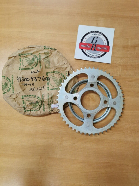 NOS HONDA  XL125 1979 - 1984 SPROCKET DRIVEN  41200-437-600 H29