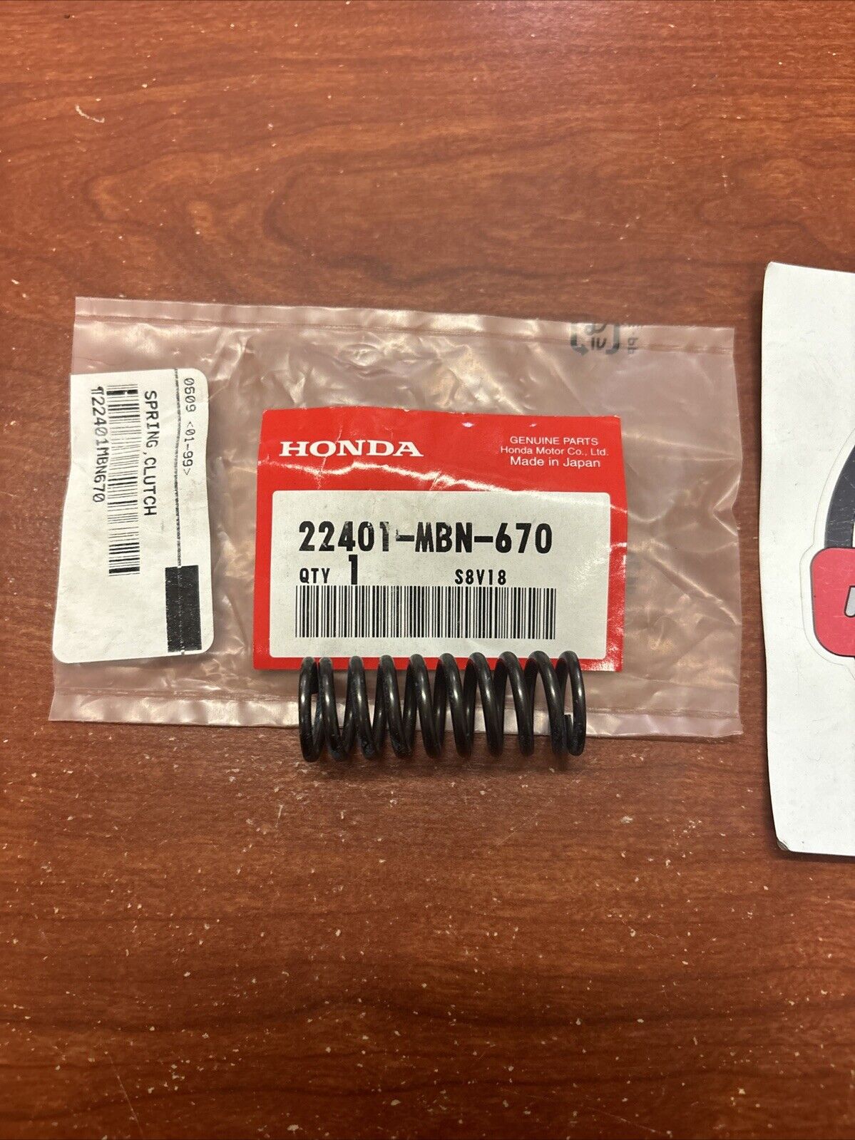 NOS Honda 2000 - 2007 XR650R CLUTCH SPRING 22401-MBN-670 H143
