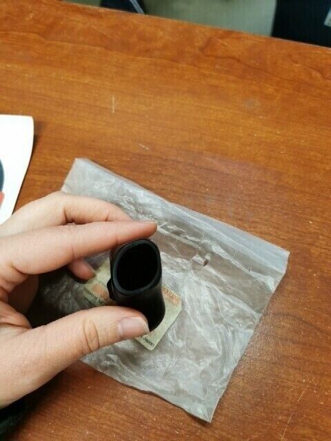 NOS Yamaha 1982 - 1985 YZ125 KICK LEVER COVER 5X4-15618-00-00 Y107