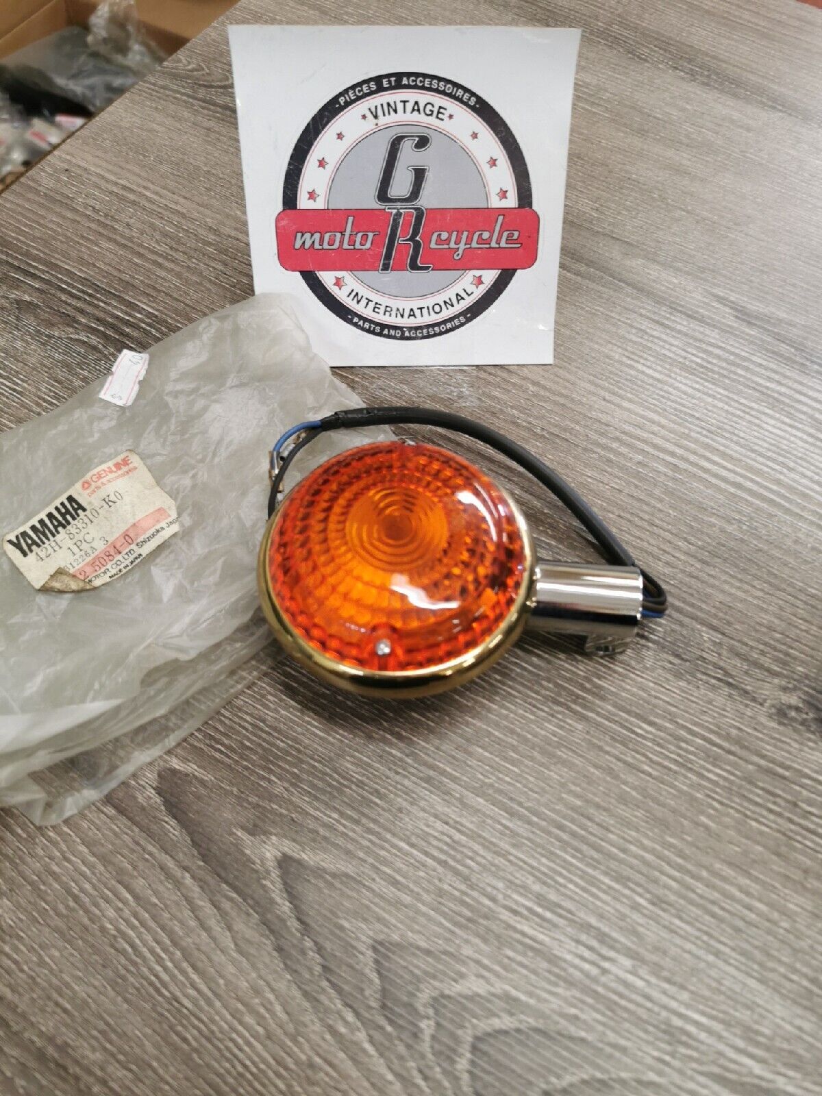 NOS YAMAHA VX1000 1985 Front Left Right Turn Signal  42H-83310-K0-00 Y54