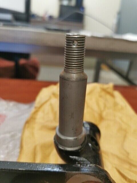 NOS Honda 1977 - 1980 FL250 FRONT WHEEL RIGHT KNUCKLE 51210-950-010 H78