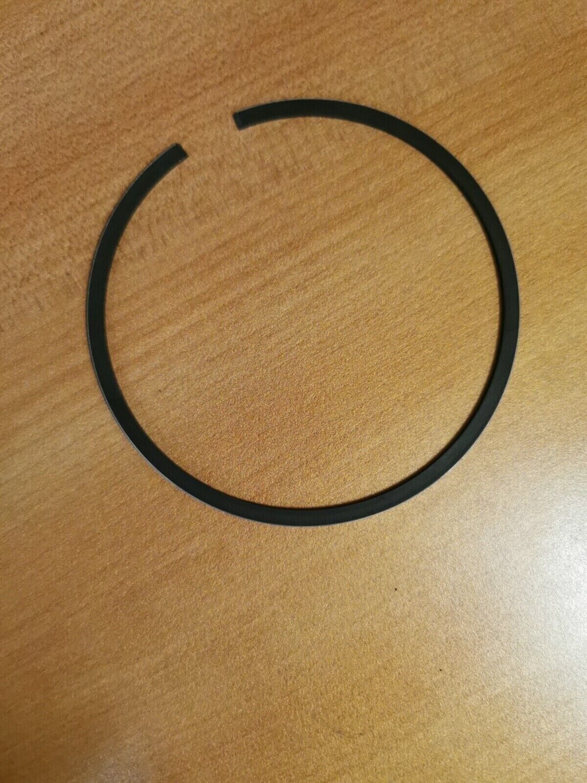 NOS YAMAHA SC500 1973  1974  PISTON RING SET  2ND 363-11611-20-00  Y48