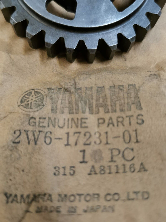NOS YAMAHA IT175 YZ100 IT125 1977 - 1981 GEAR 3RD WHEEL 2W6-17231-01-00 Y31