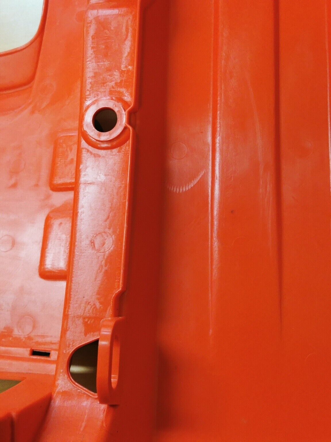 NOS Yamaha 1992 1993 YFM350 FENDER, FRONT UR CHAPPY RED 3HN-21511-80-00