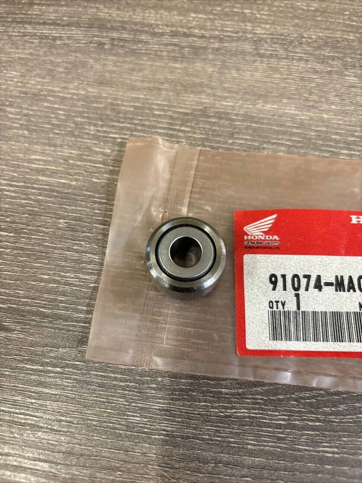 NOS Honda CR125R CR250R CR500R CB1300F SPHERICAL BEARING 91074-MAC-681 H123