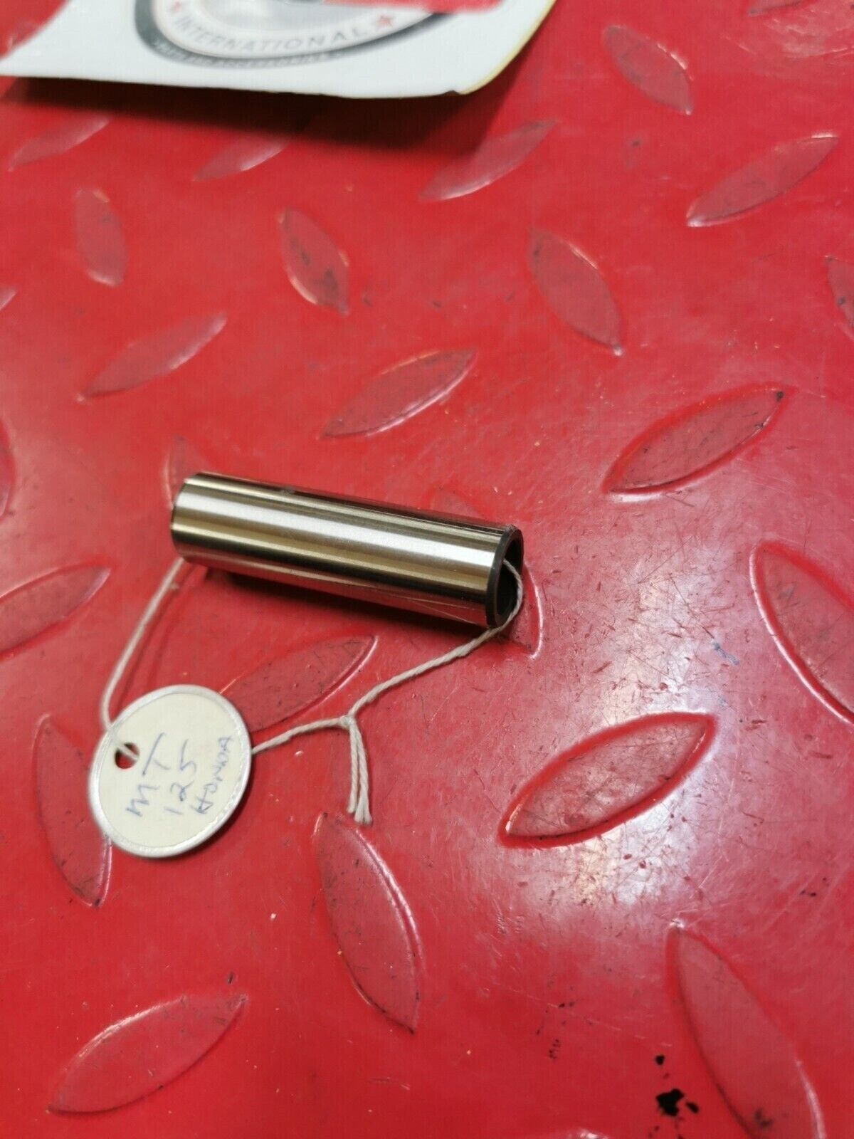 NOS Honda MT125 CR125M PIN, PISTON 13111-360-000 H27