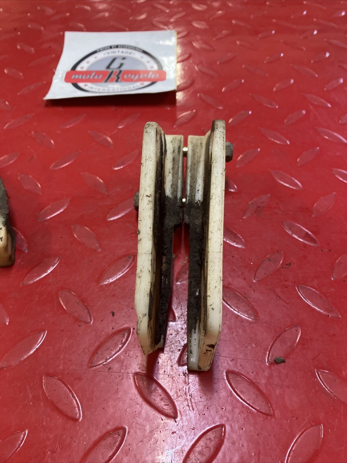 Honda CR125R 1982 chain guide guard slider CR250R CR480R