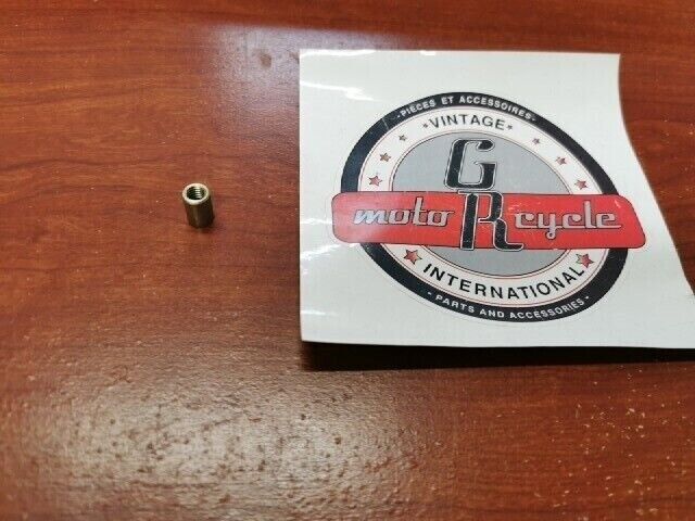 NOS Yamaha LEVER COLLAR 214-83913-00-00 Y115