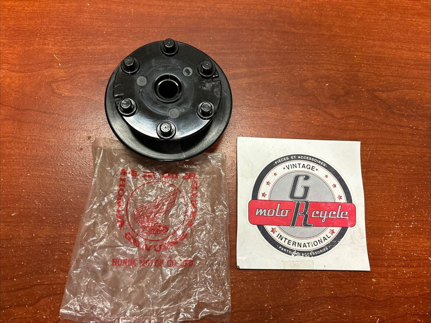 NOS Honda HHT31 HHT35 UMK422 UMK431 SPOOL 72563-VF9-C11 SUB H176