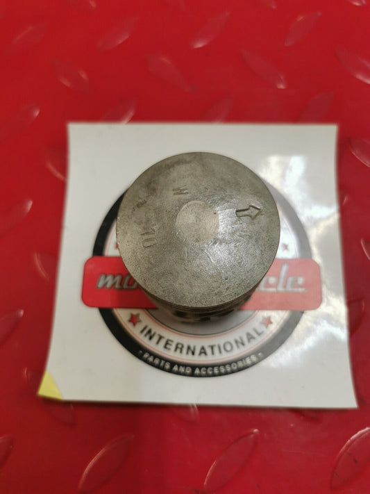 NOS Yamaha YZ80 1983 PISTON 4 O/S 1.00 22W-11638-01-00 Y27