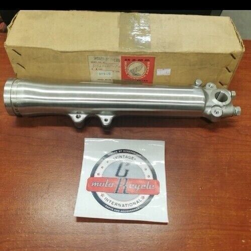 NOS Honda CB450K CB750K LEFT FRONT FORK CASE (LOWER) 51520-319-010 H97