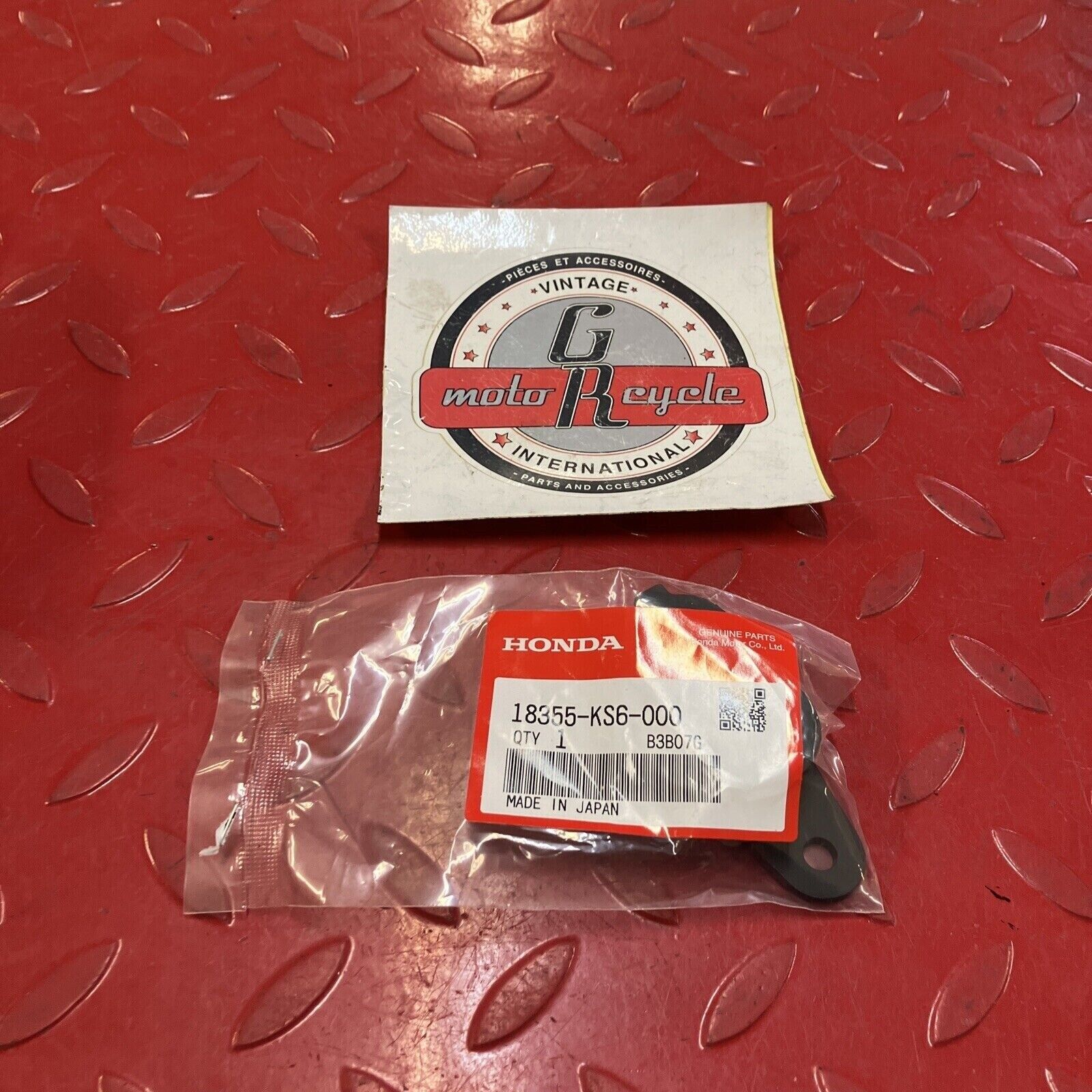 NEW Honda CR125R CR250R CR500R EXHAUST CHAMBER STAY BRACKET 18355-KS6-000 H99