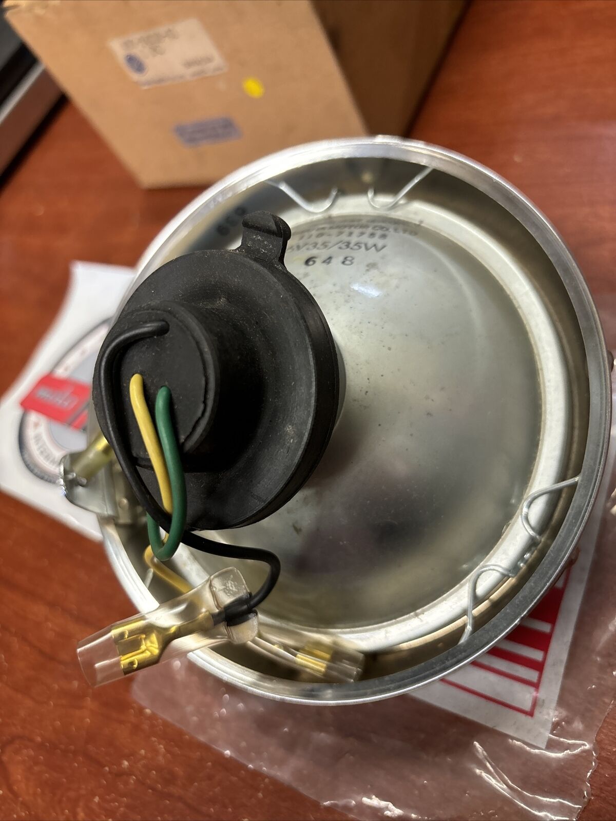 NOS Yamaha 1981 TT500 1977 TY250 HEAD LAMP UNIT 493-84110-61-00 Y172