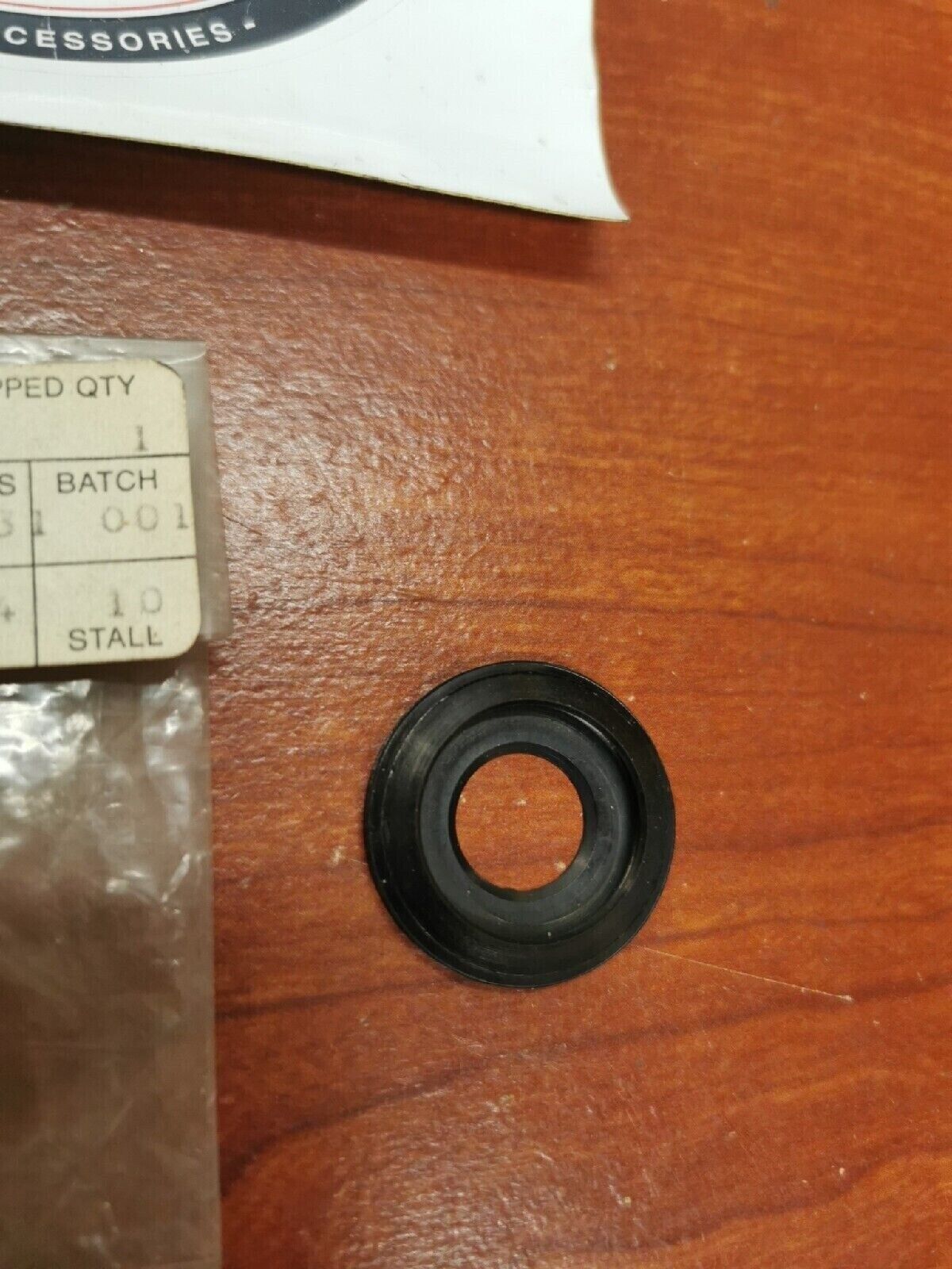 NOS Yamaha THRUST COVER 1W1-22128-00-00 Y71