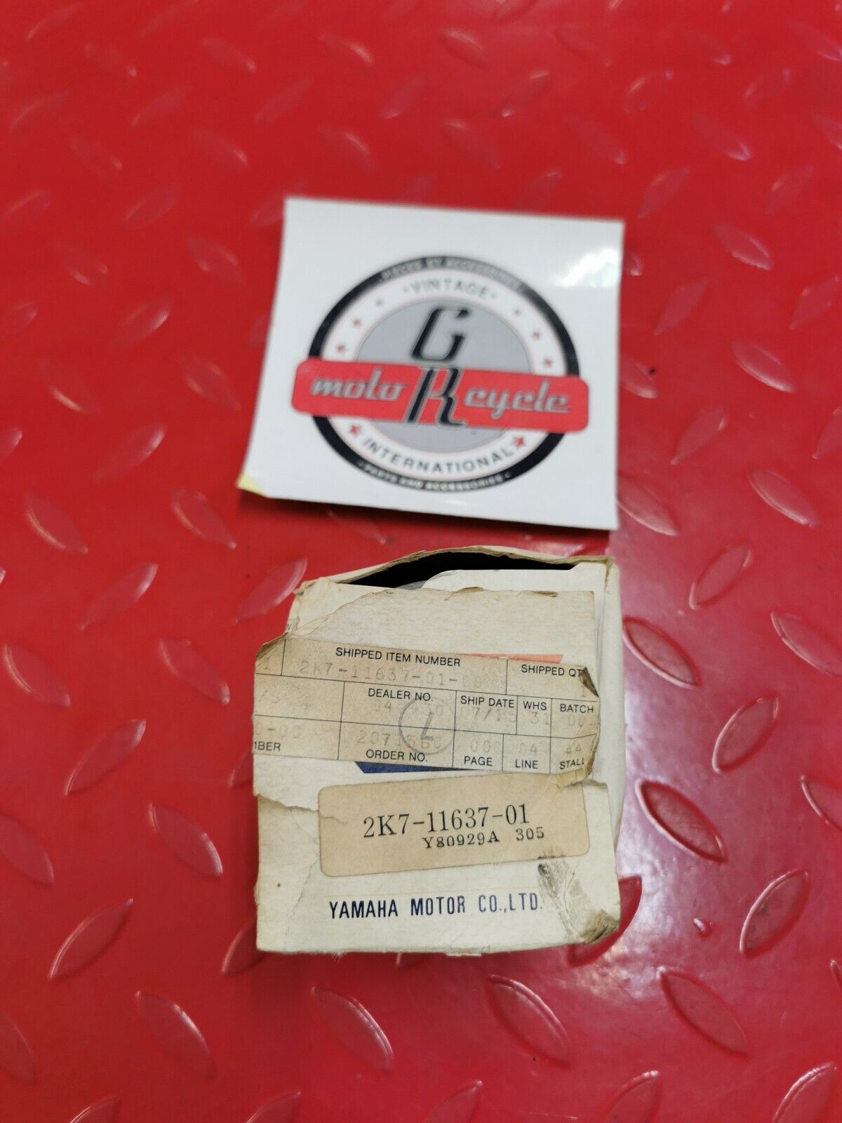 NOS Yamaha YZ250 PISTON (STD) 3RD O/S 2K7-11637-01-00 Y26