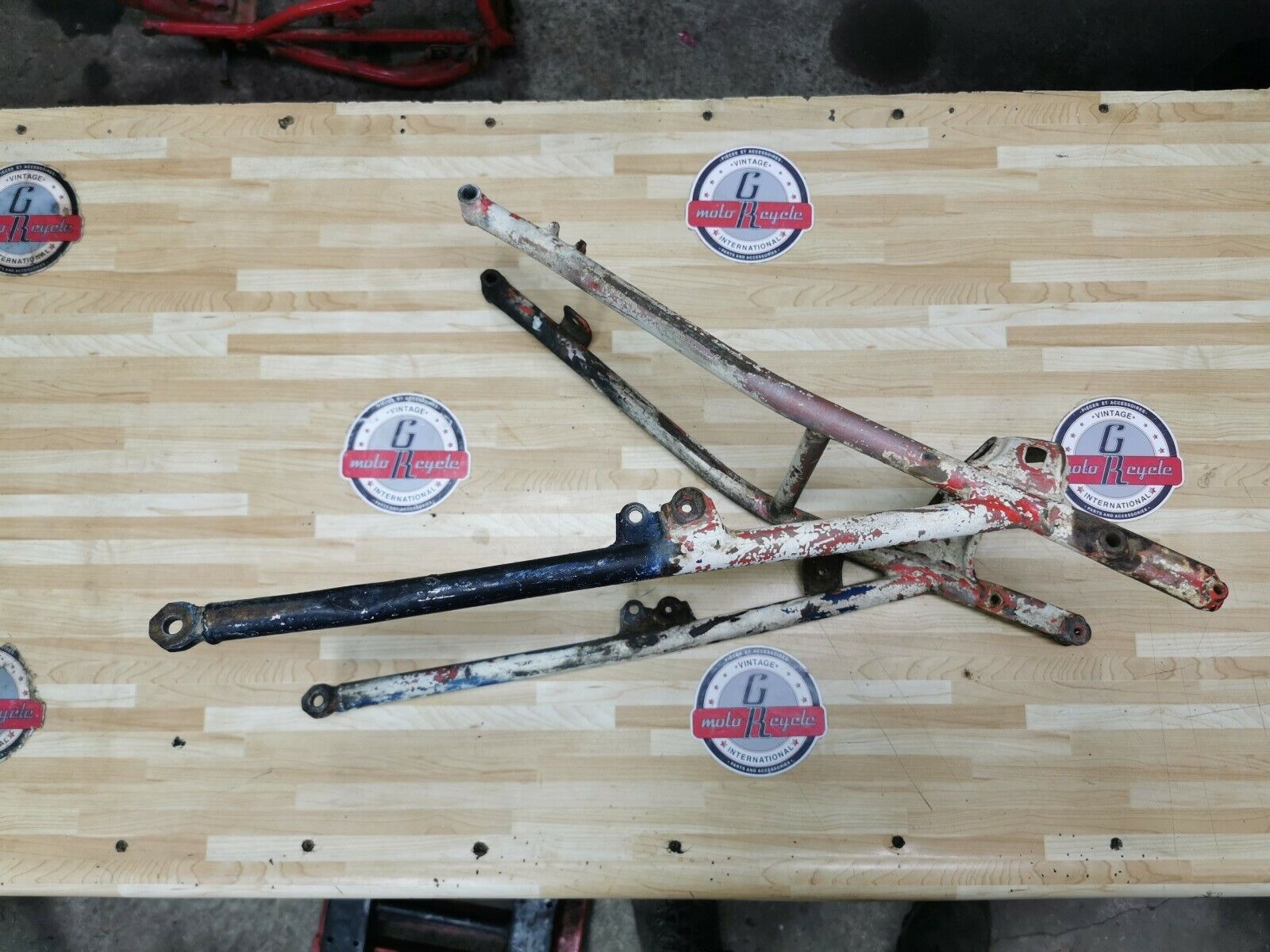 Honda CR125R 1984 subframe sub frame chassis CR250R CR500R