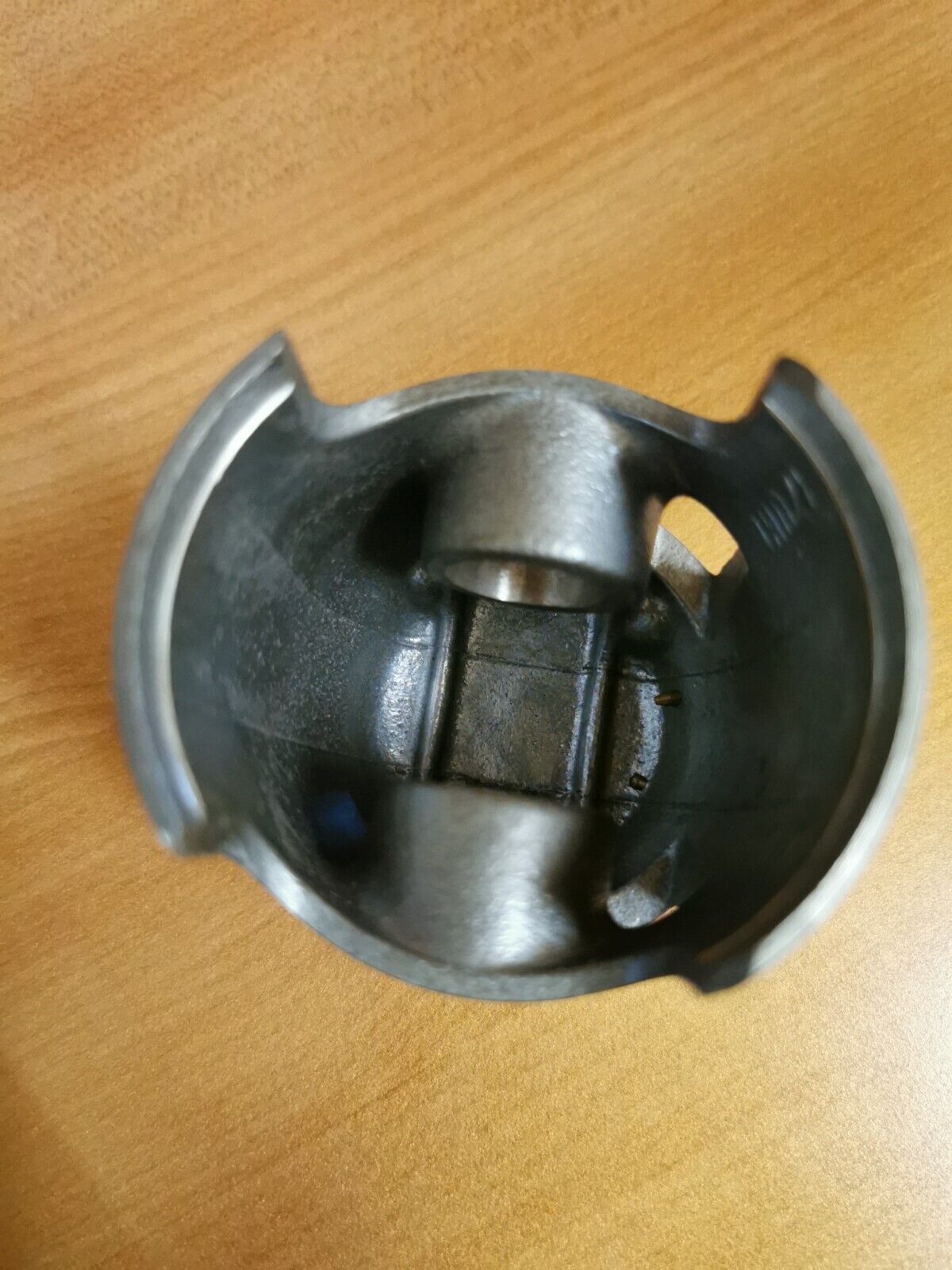 NOS YAMAHA R2 R3  1968 1969  PISTON OVERSIZE .25  235-11635-00-00 Y47