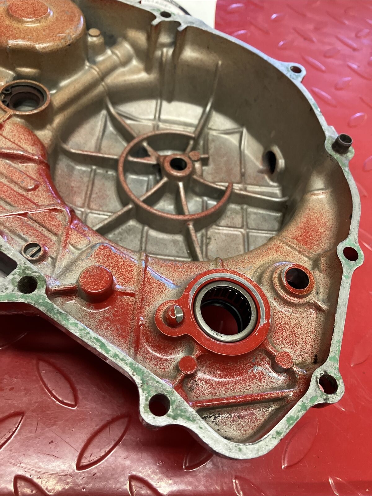 Honda XL350R 1986 Right crankcase clutch cover