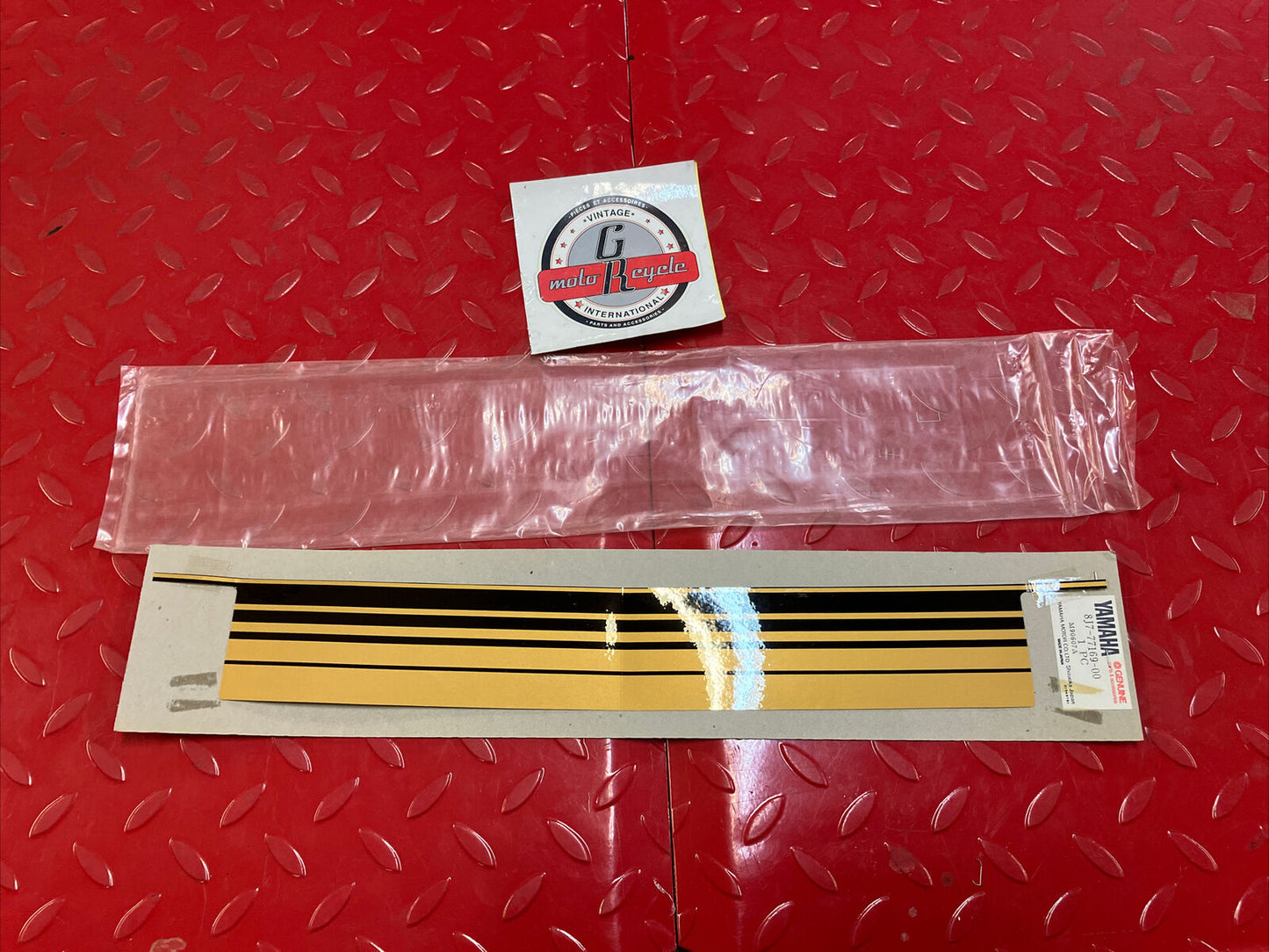 NOS Yamaha EX440 1980 DECAL ORNAMENT 3 8J7-77169-00-00 Y36