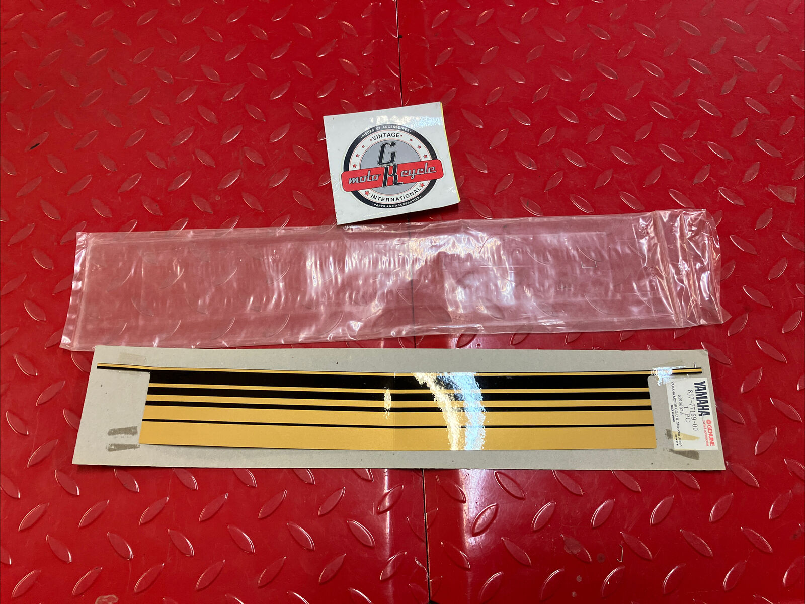 NOS Yamaha EX440 1980 DECAL ORNAMENT 3 8J7-77169-00-00 Y36