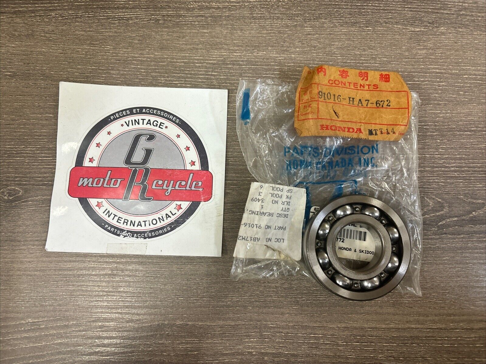 NOS Honda TRX350 TRX350D BEARING BALL 30X68X30 91016-HA7-772 H136