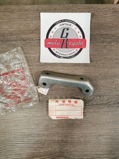 NOS HONDA G400 STAY FUEL TANK 17516-890-000  H72