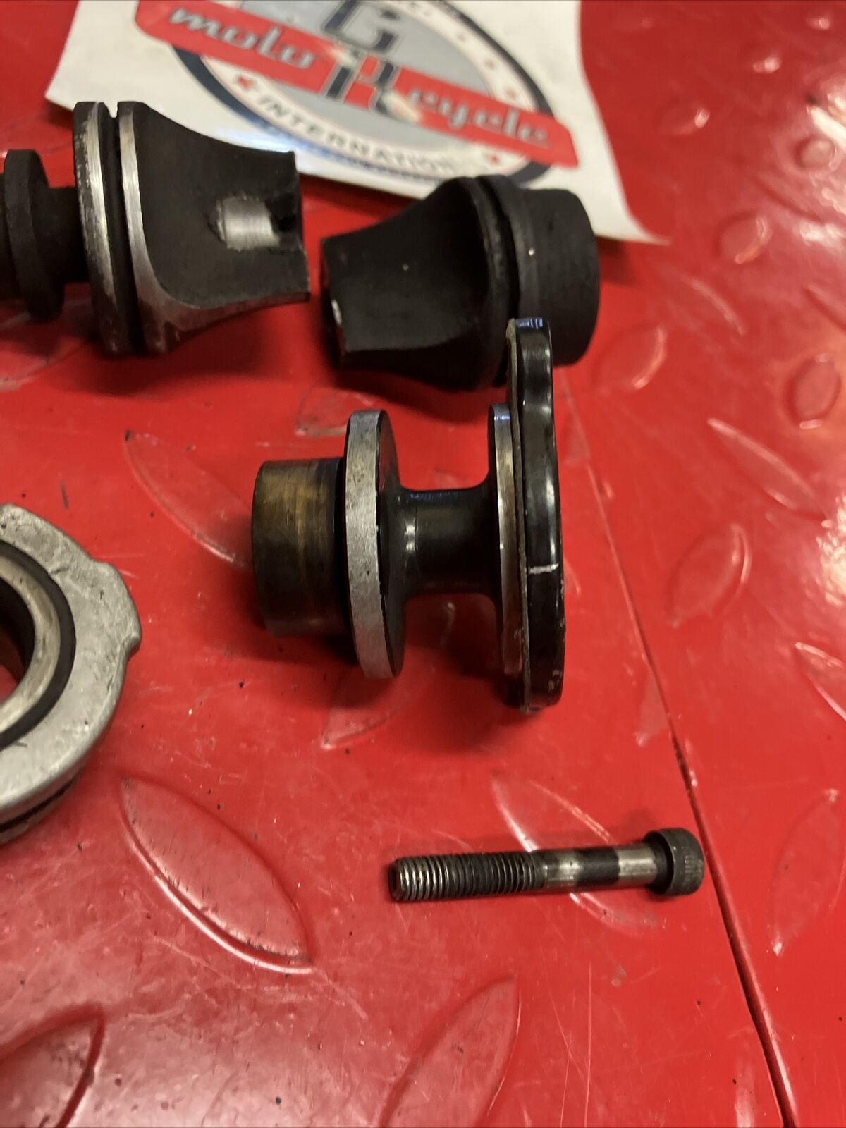 Yamaha YZ125 1983 exhaust power valve holder