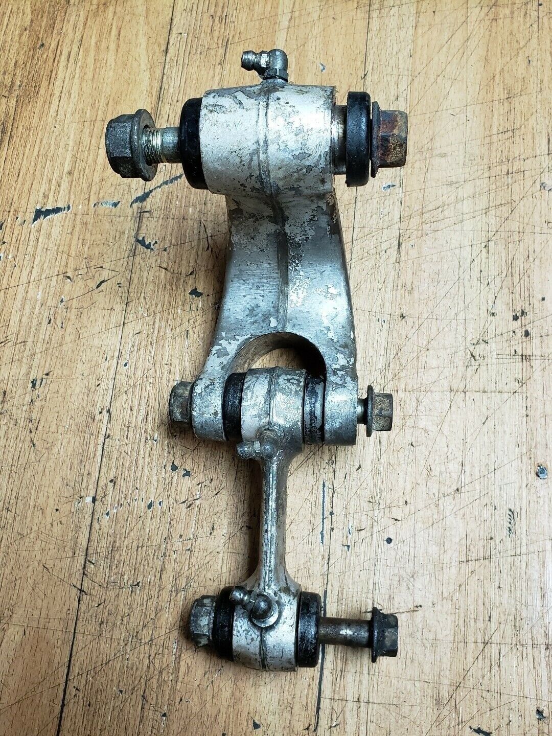XL350 1984 Rear shock linkage arm knuckle XR XL 200 250 350 500 600 1983-1987