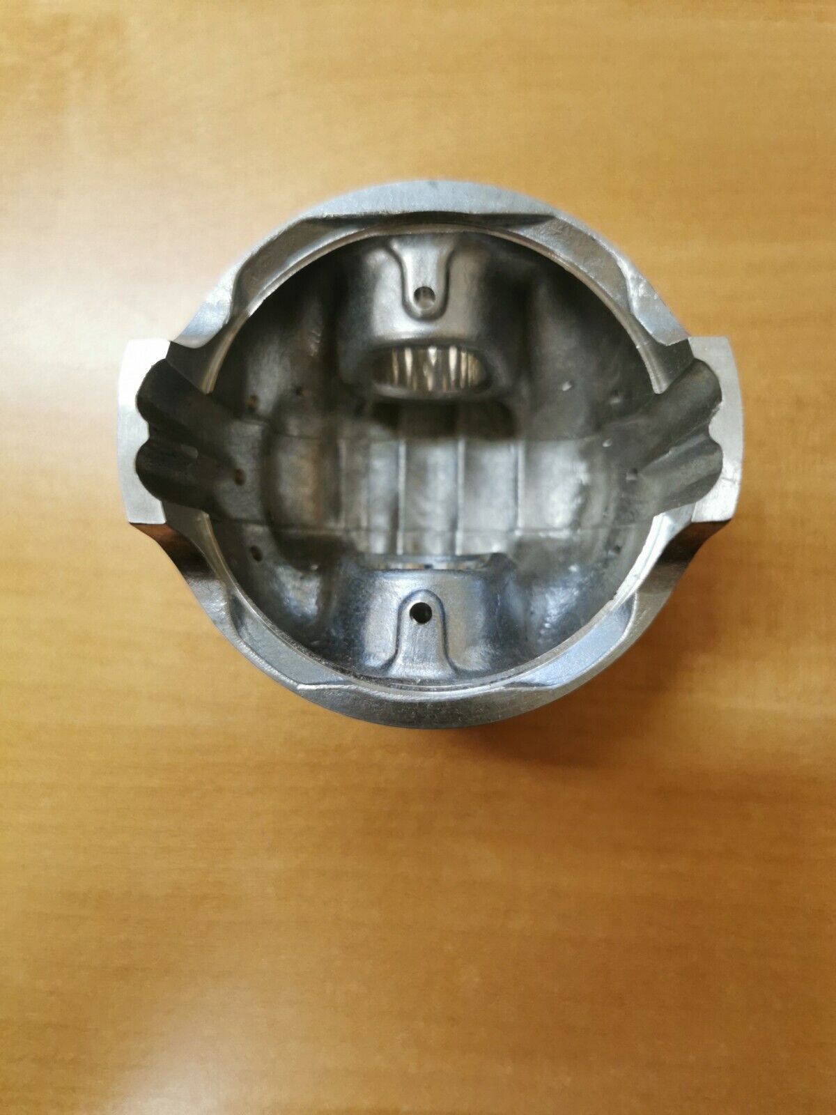 NOS HONDA  CM400A  1978 - 1980 PISTON  OVER SIZE  0.25       13102-417-010   H22