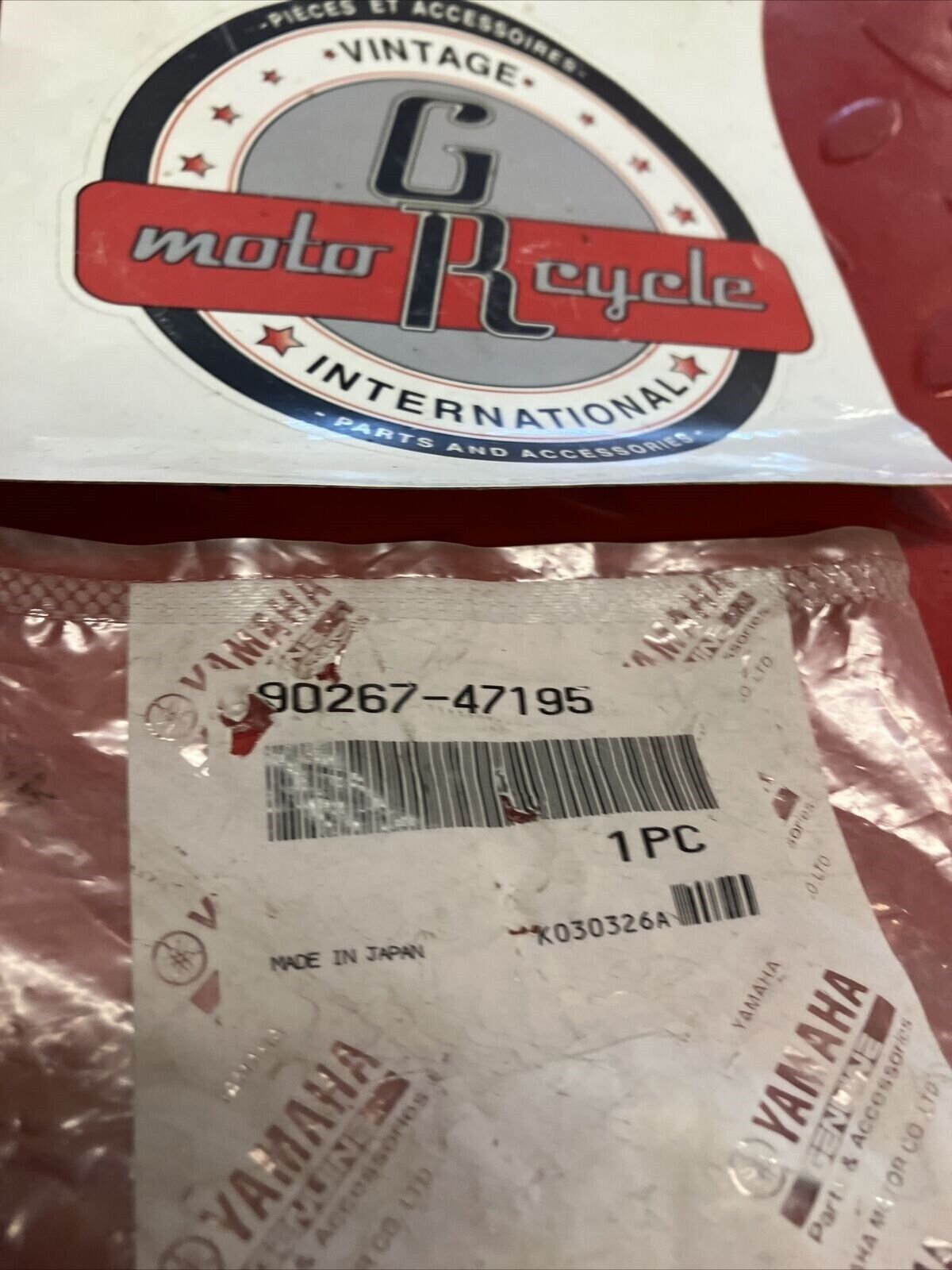 NOS YAMAHA BLIND RIVET 90267-47195-00 Y62