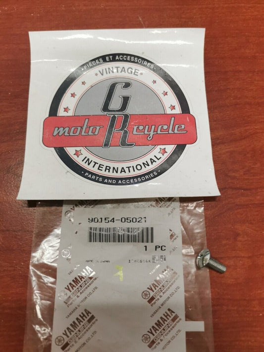NOS Yamaha YFM80 YXC70 YXE85 BINDING SCREW 90154-05021-00 Y83