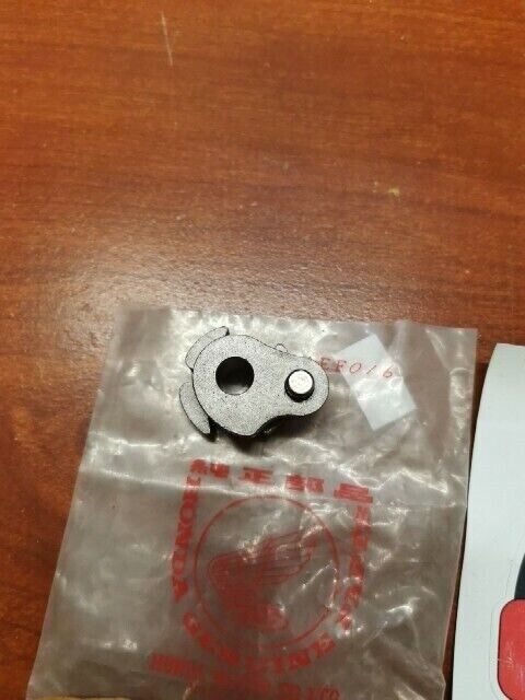 NOS Honda ATC250R CR125R CR250R CR500R GEARSHIFT DRUM SHIFTER 24320-KA3-740 H80