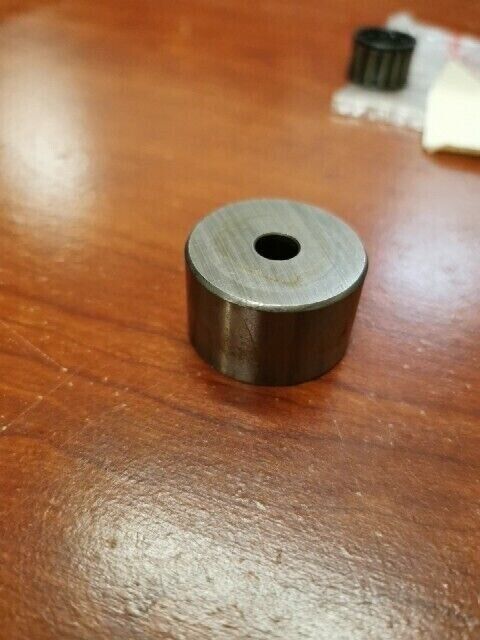 NOS Honda CB250 CB350 CB360 CL250 CL350 SL350 NEEDLE BEARING 23931-286-068 H86