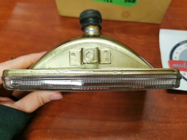 NOS Honda NX125 XL250R HEADLIGHT UNIT 33120-KY7-670 H107