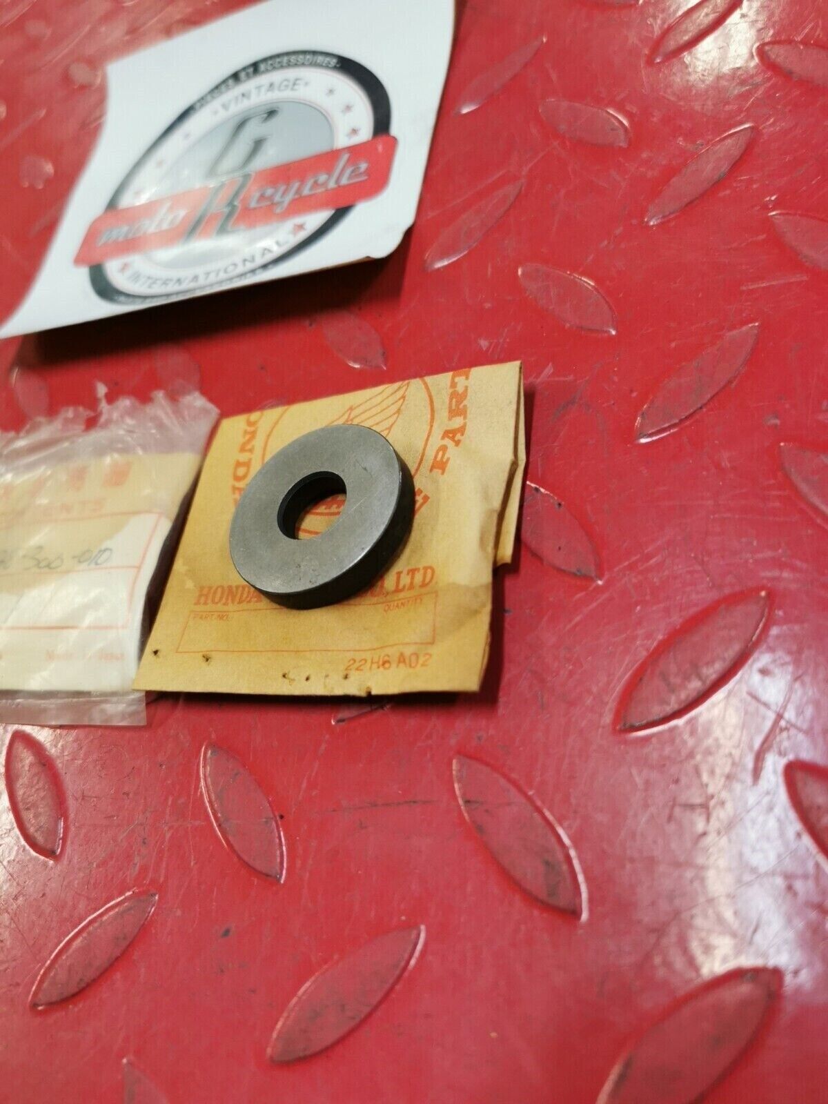 NOS Honda 1976 CB750 1985 FL350 1977 - 1984 FL250 WASHER 12MM 90428-300-010 H31