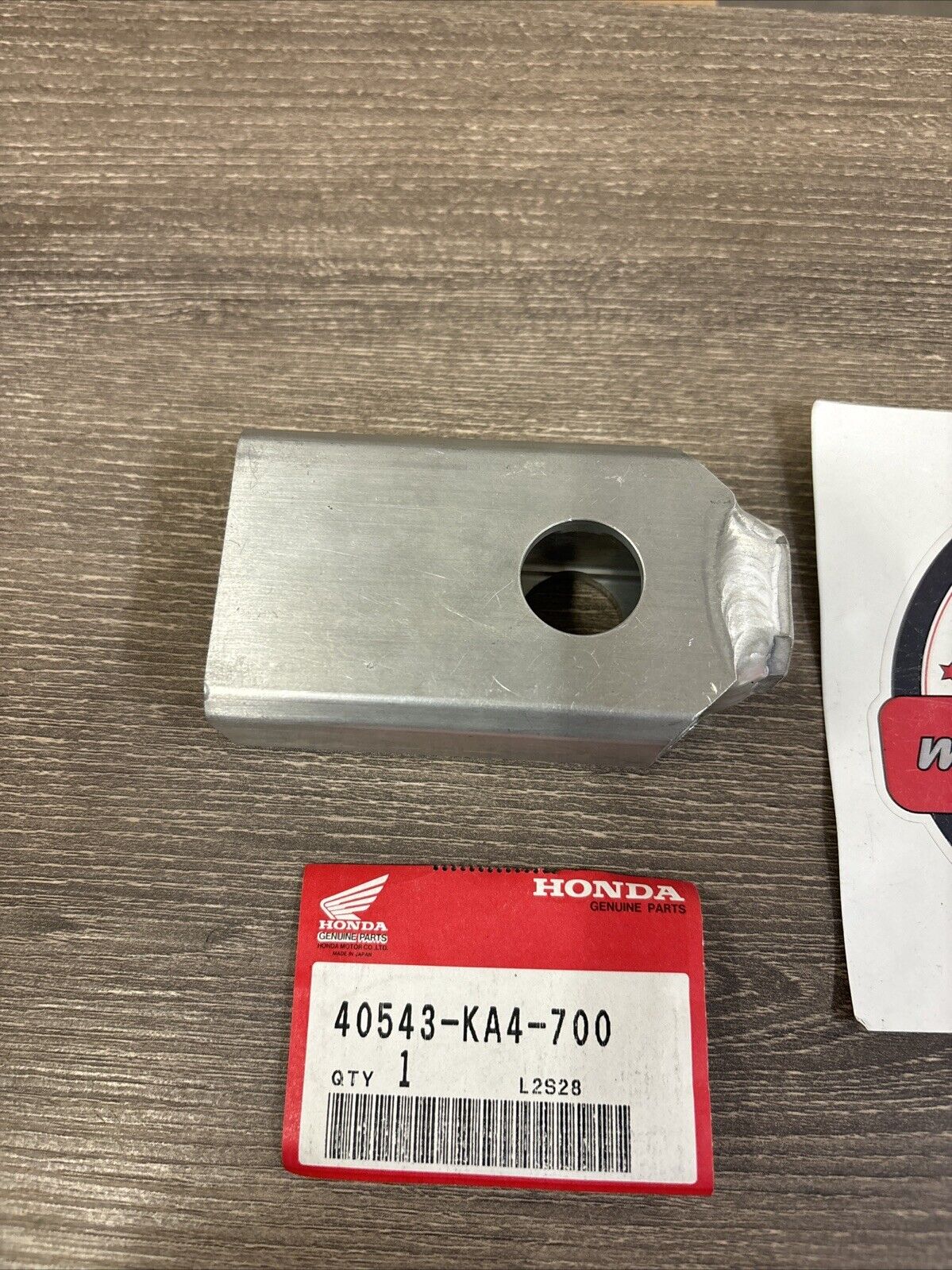 NOS Honda CR125 R CR250 R CR480 R CR500 R CHAIN ADJUSTER 40543-KA4-700 H127