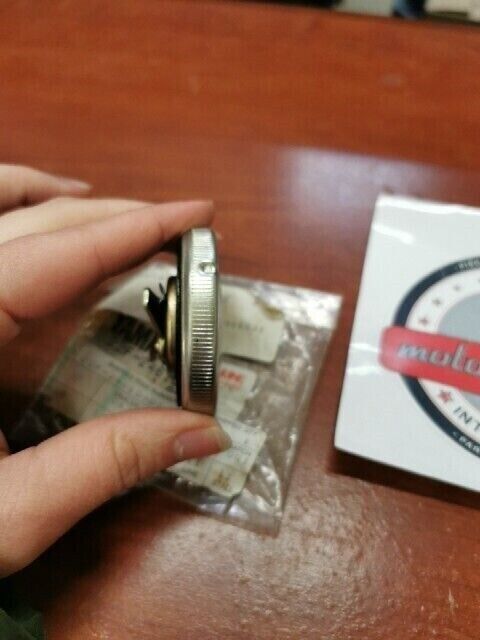 NOS Yamaha CG50 CH50 CH80 XC125 GAS CAP 22F-24610-01-00 SUB 22F-24610-10-00 Y121