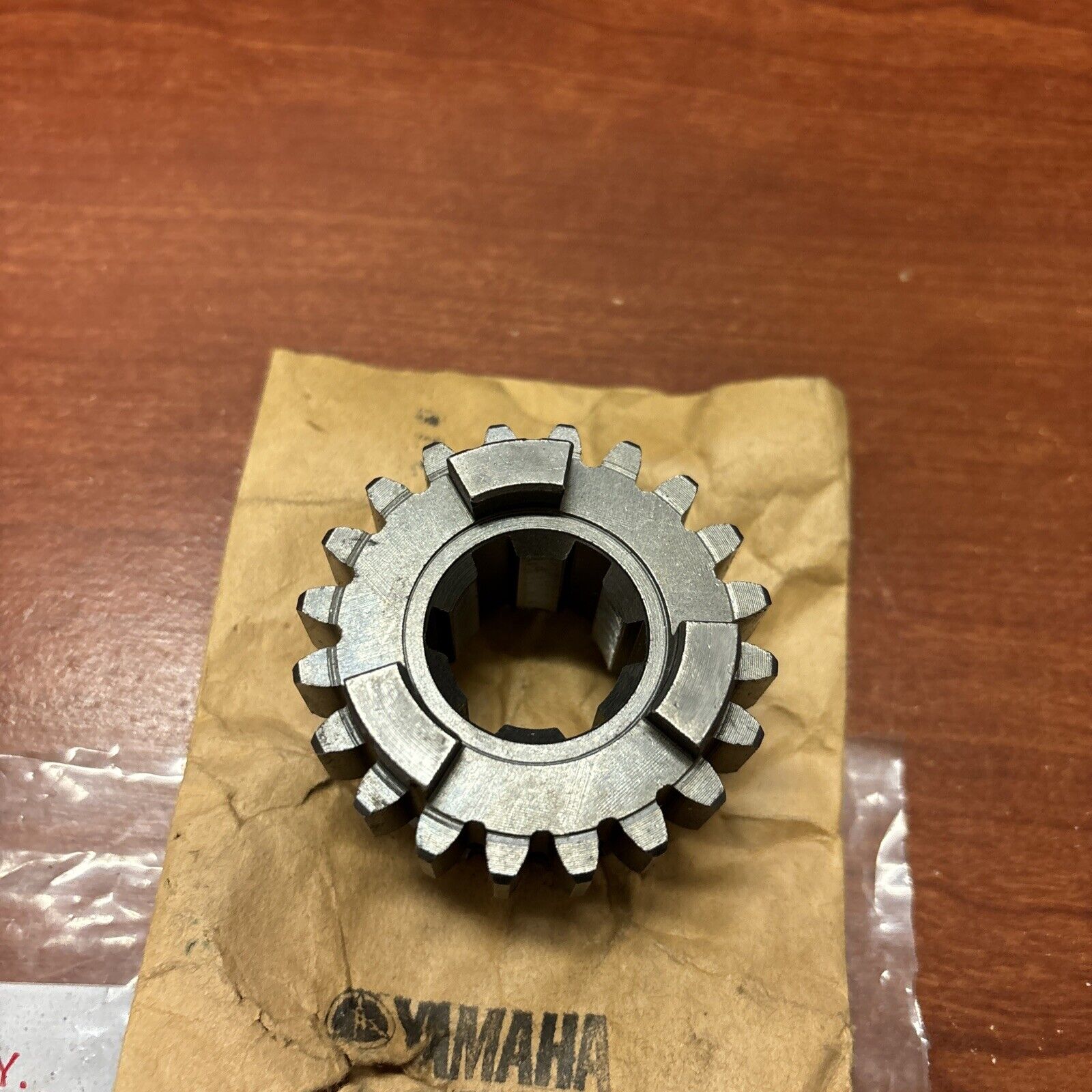 NOS Yamaha TX650 TX750 XS1 XS2 XS650 3RD PINION GEAR 256-17131-00-00 Y172