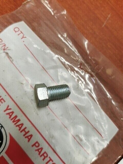 NOS Yamaha TT500 XS650 BOLT 97301-10016 SUB 97011-10016-00 97017-10016-00 Y129