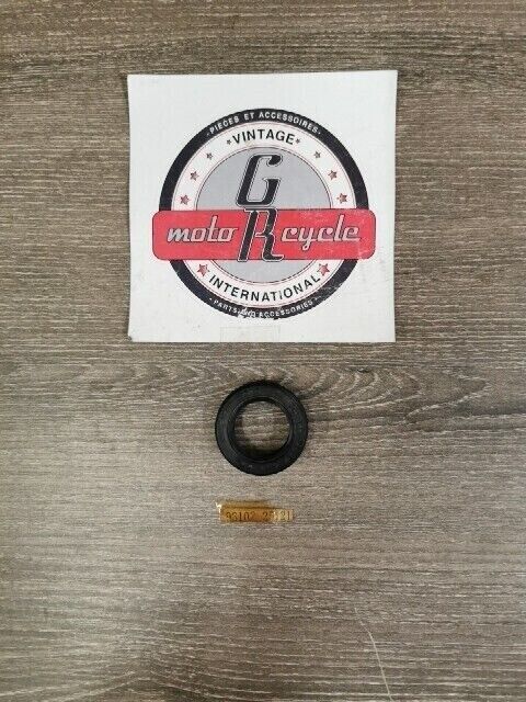 NOS YAMAHA TX650 1970 - 1976 XS2 XS650 1975 - 1979 OIL SEAL 93102-25121-00 Y145